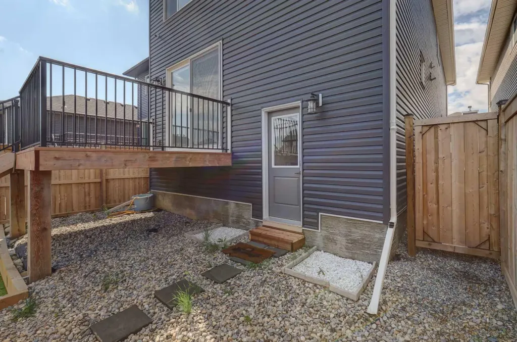 112 Emberside Place Cochrane AB T4C 3A8