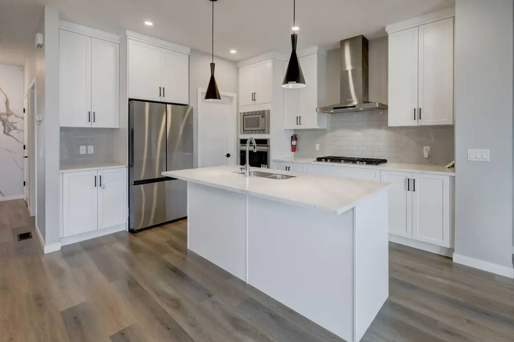 112 Emberside Place Cochrane AB T4C 3A8