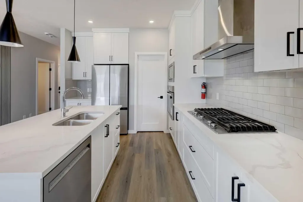 112 Emberside Place Cochrane AB T4C 3A8