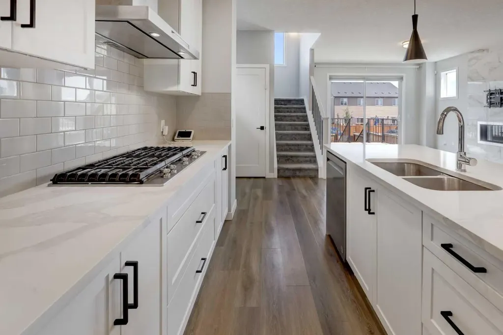 112 Emberside Place Cochrane AB T4C 3A8