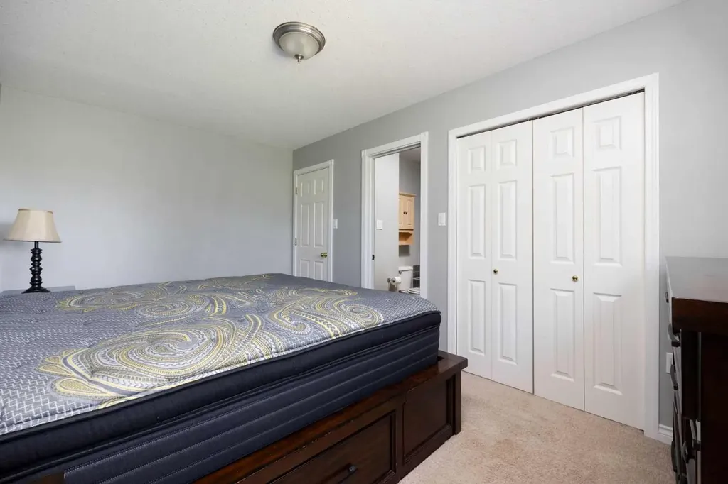 145 Leitner Gate Fort Mcmurray AB T9K 2M4