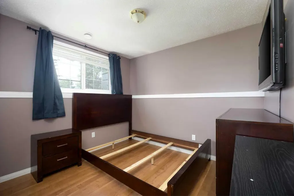 145 Leitner Gate Fort Mcmurray AB T9K 2M4