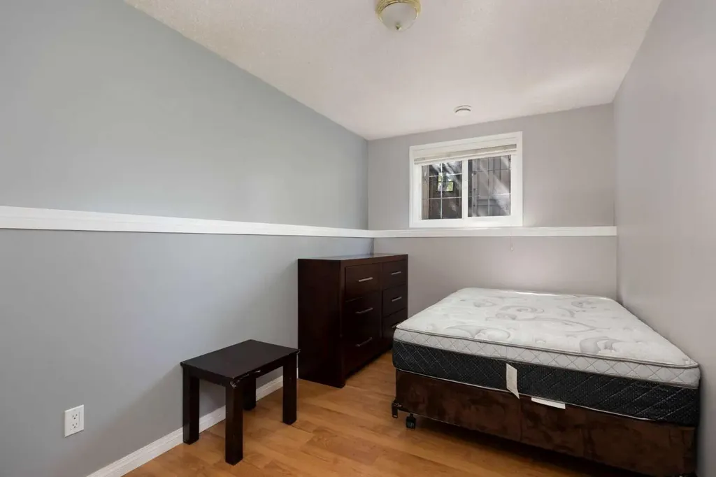 145 Leitner Gate Fort Mcmurray AB T9K 2M4