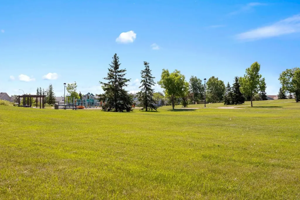 145 Leitner Gate Fort Mcmurray AB T9K 2M4