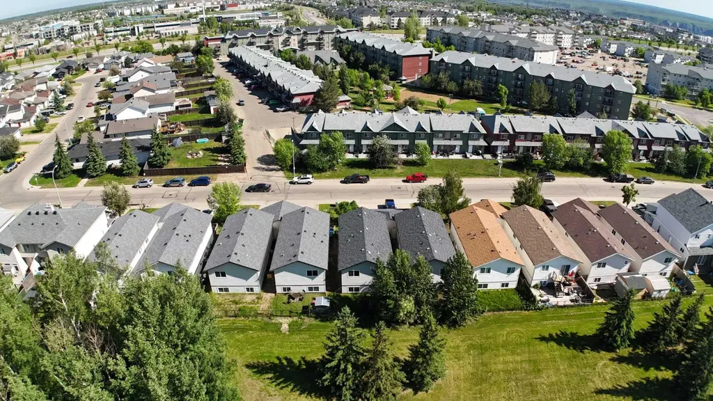 145 Leitner Gate Fort Mcmurray AB T9K 2M4