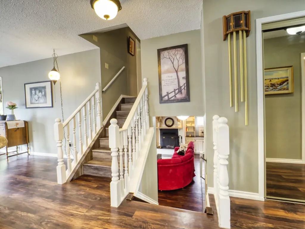 245 9 Street SE Three Hills AB T0M 2A0