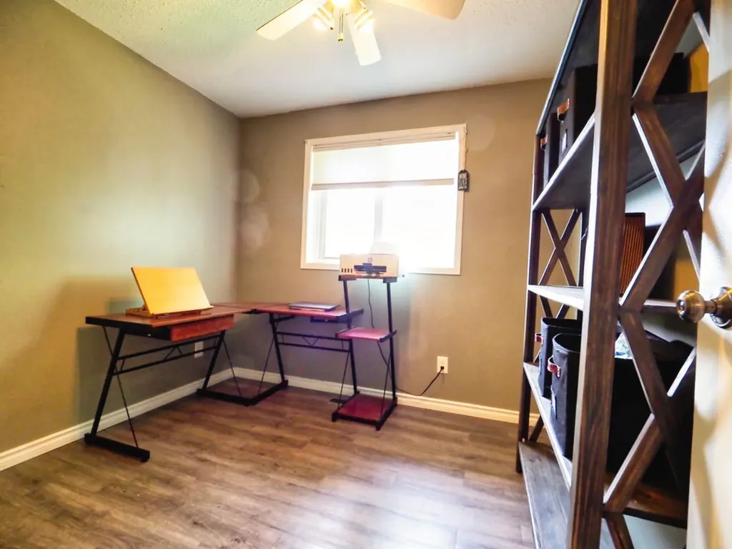 245 9 Street SE Three Hills AB T0M 2A0