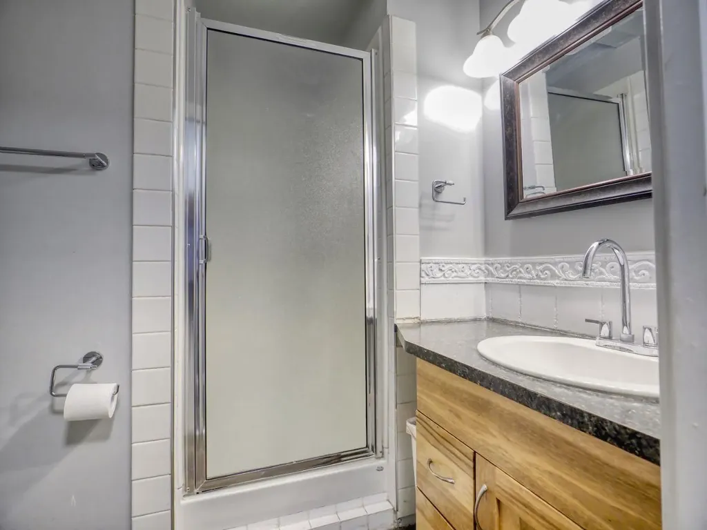 245 9 Street SE Three Hills AB T0M 2A0
