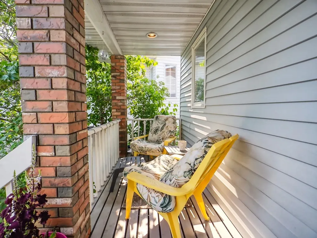 245 9 Street SE Three Hills AB T0M 2A0
