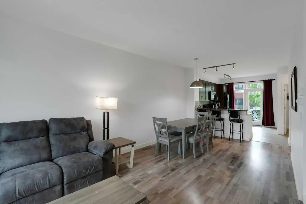 575 Sherwood Boulevard NW Calgary AB T3R 0X1