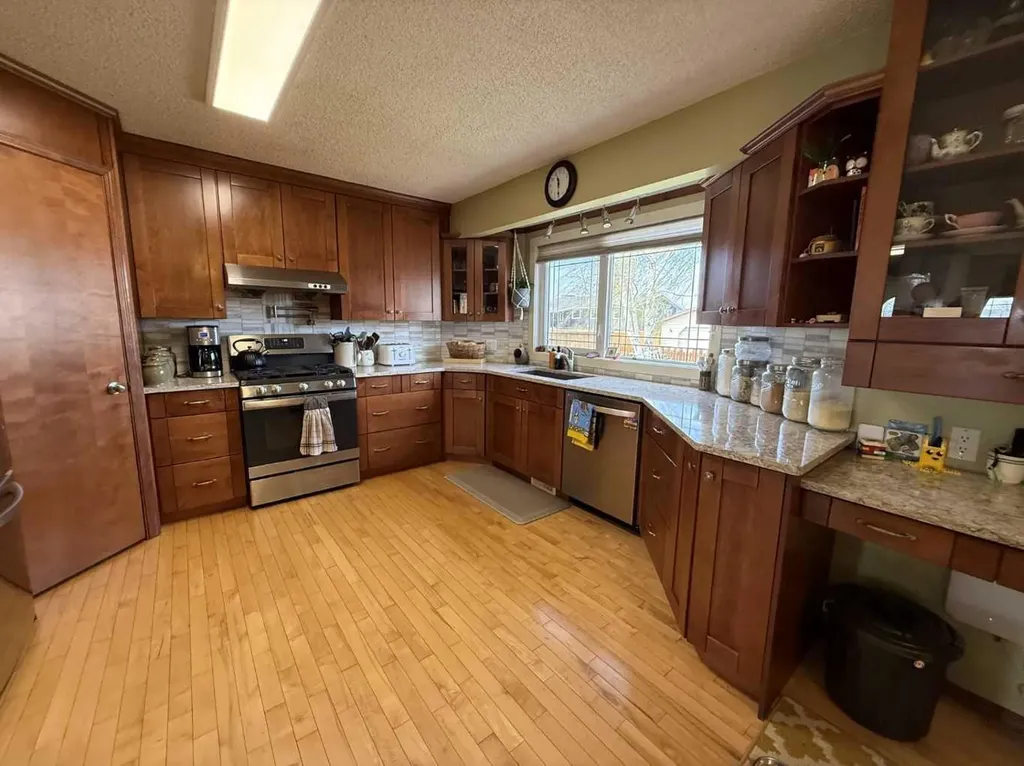 143 Winkler Drive Hanna AB T0J 1P0