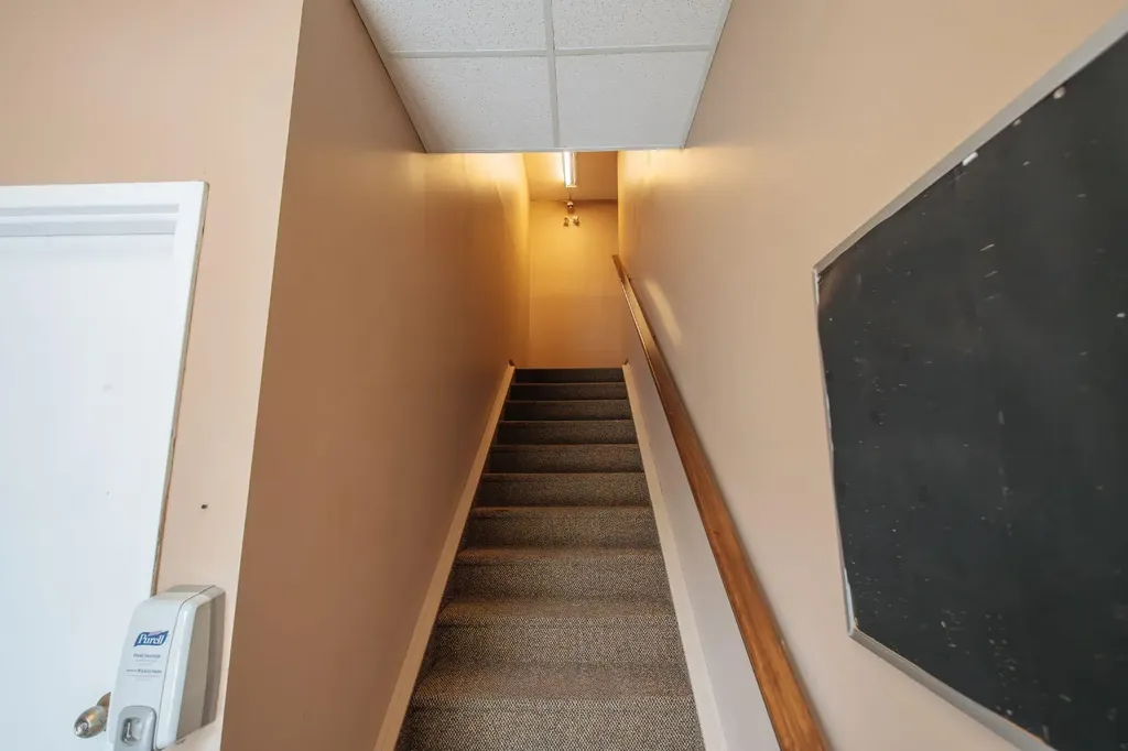 32 Westwinds Crescent NE Calgary AB T3J 5L3