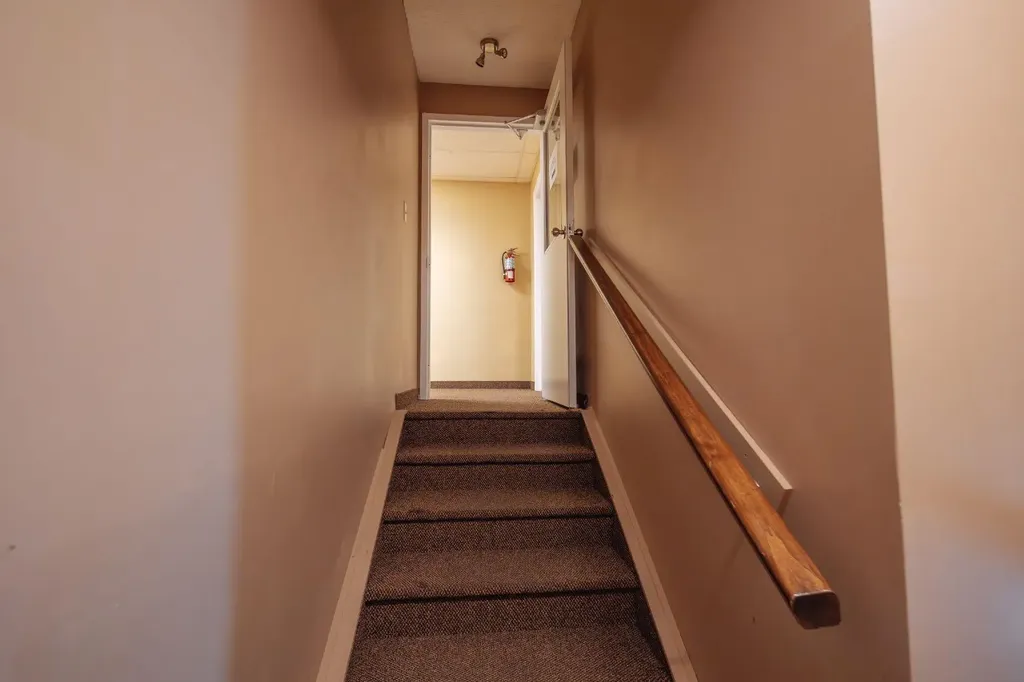32 Westwinds Crescent NE Calgary AB T3J 5L3