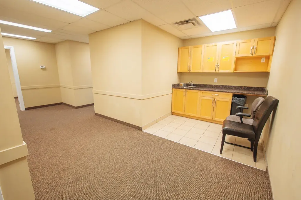32 Westwinds Crescent NE Calgary AB T3J 5L3