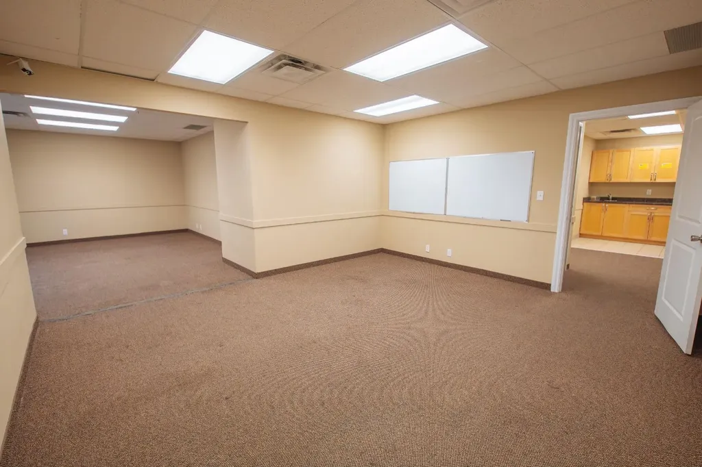 32 Westwinds Crescent NE Calgary AB T3J 5L3