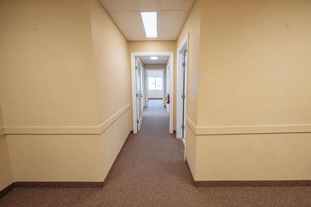 32 Westwinds Crescent NE Calgary AB T3J 5L3