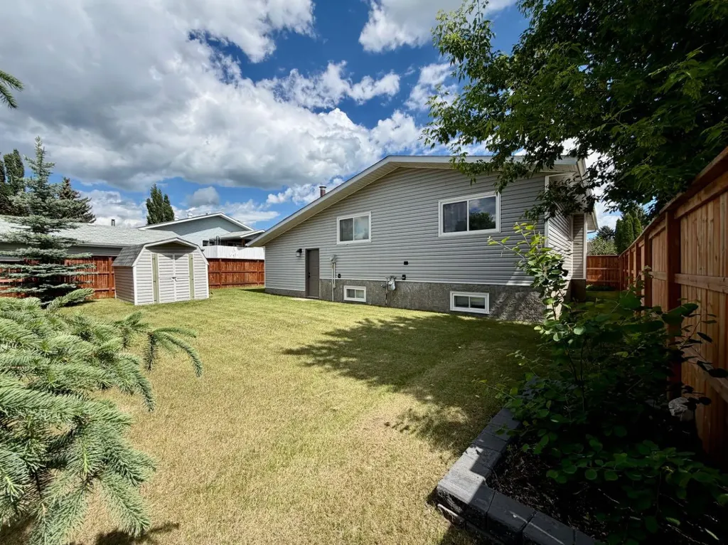 530 20 Street Wainwright AB T9W 1H8