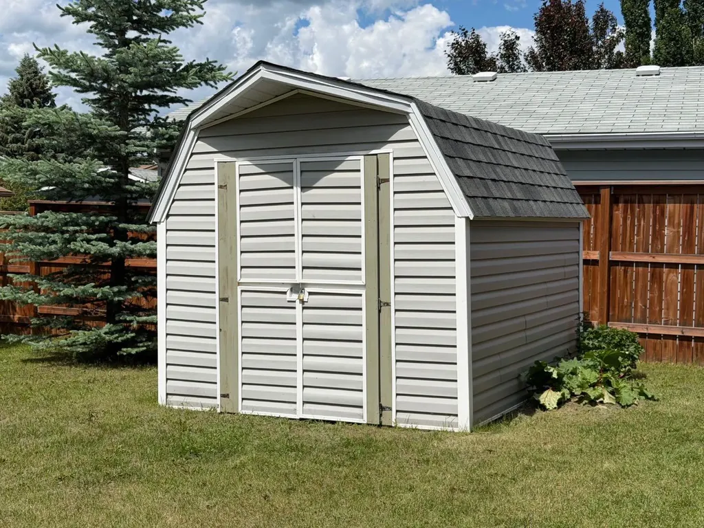 530 20 Street Wainwright AB T9W 1H8