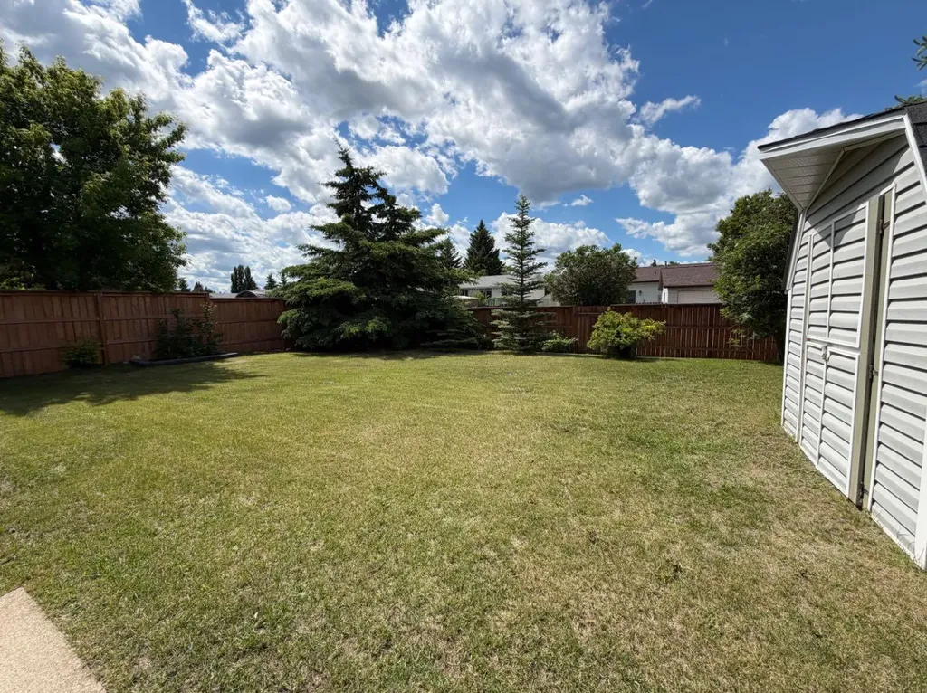 530 20 Street Wainwright AB T9W 1H8
