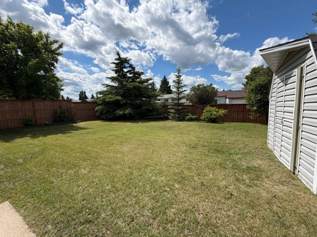 530 20 Street Wainwright AB T9W 1H8