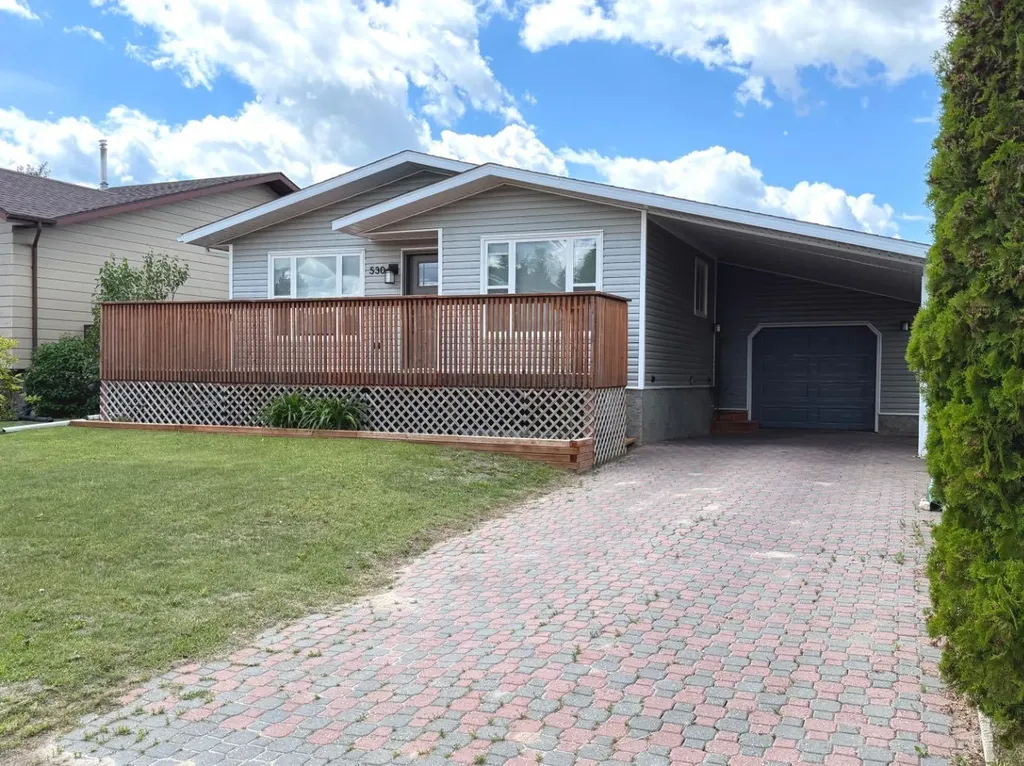 530 20 Street Wainwright AB T9W 1H8