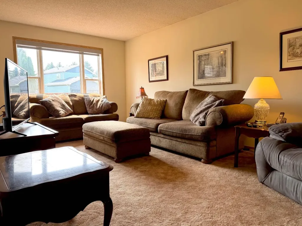 530 20 Street Wainwright AB T9W 1H8