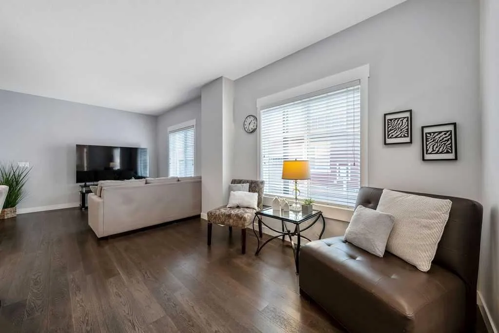 22 West Coach Manor SW Calgary AB T3H 1R7