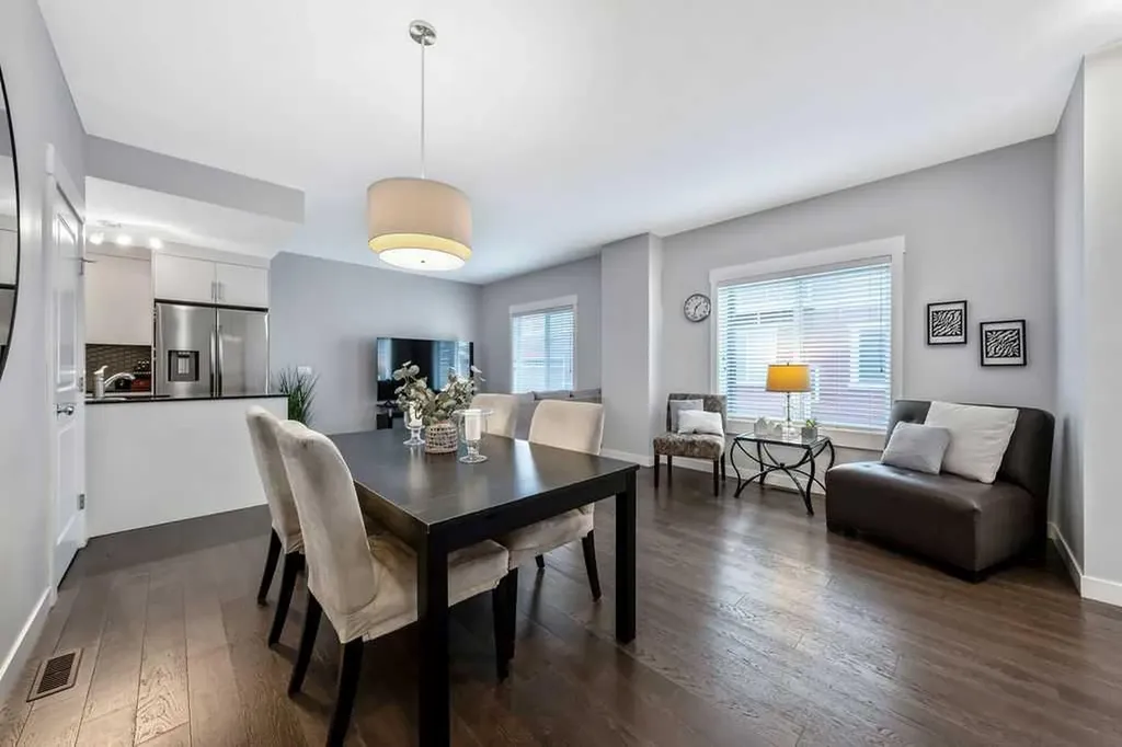 22 West Coach Manor SW Calgary AB T3H 1R7