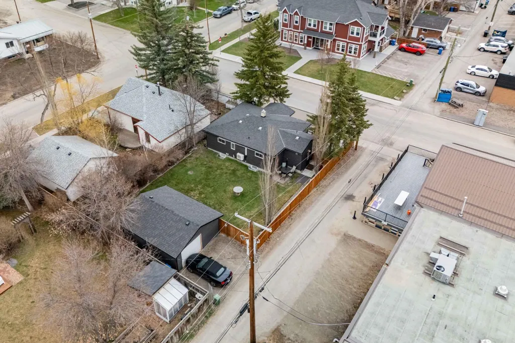 2 Elk Avenue Okotoks AB T1S 1J8