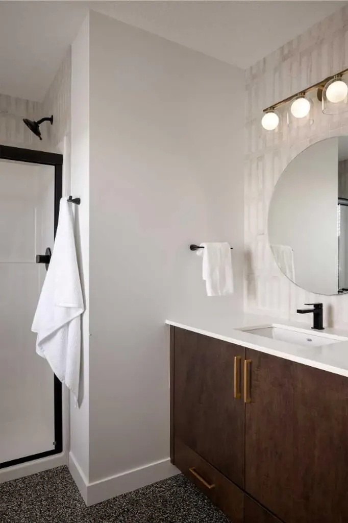 540 Tekarra Drive NW Calgary AB T3R2G1