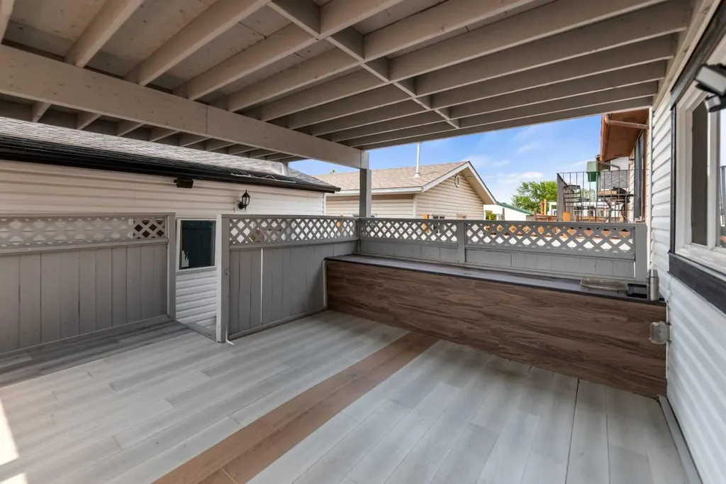 313 Falwood Way NE Calgary AB T3J 1A9