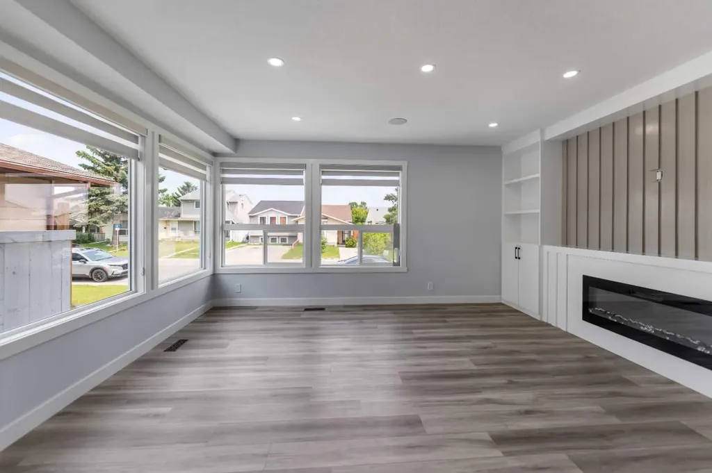 313 Falwood Way NE Calgary AB T3J 1A9