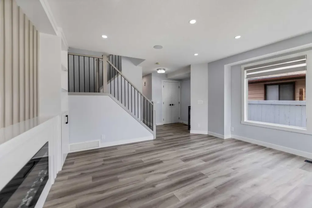 313 Falwood Way NE Calgary AB T3J 1A9