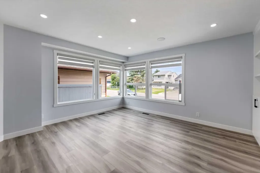 313 Falwood Way NE Calgary AB T3J 1A9