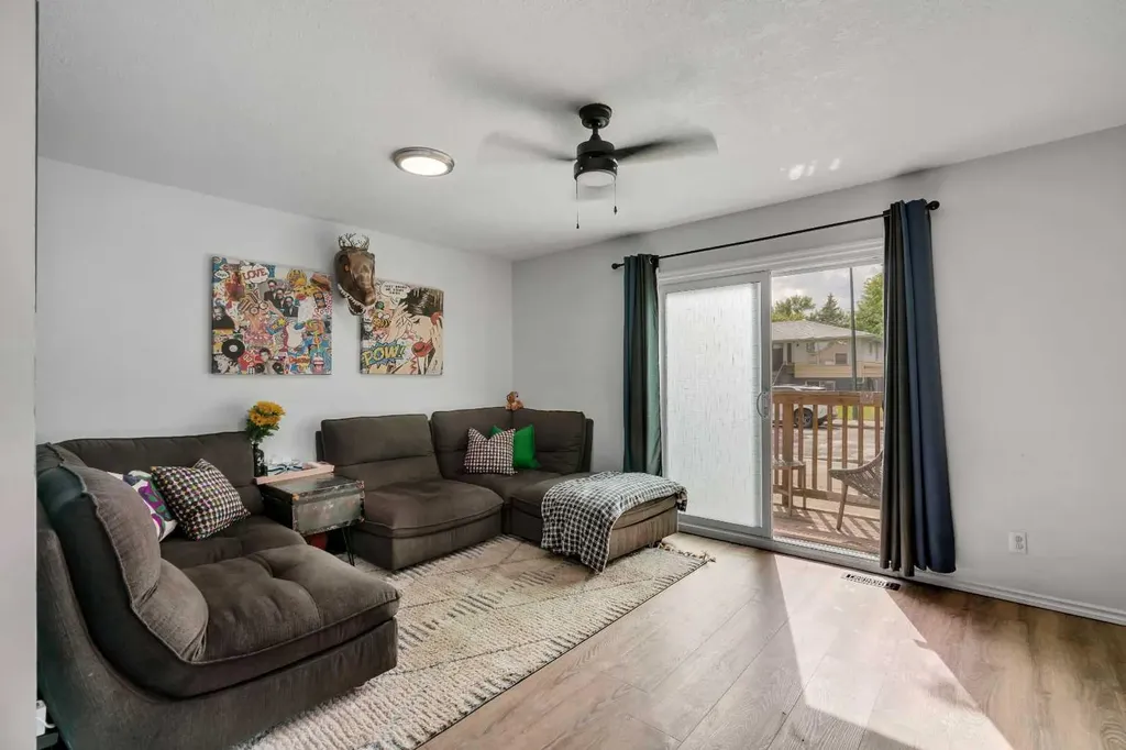 6224 18a Street SE Calgary AB T2C0N1
