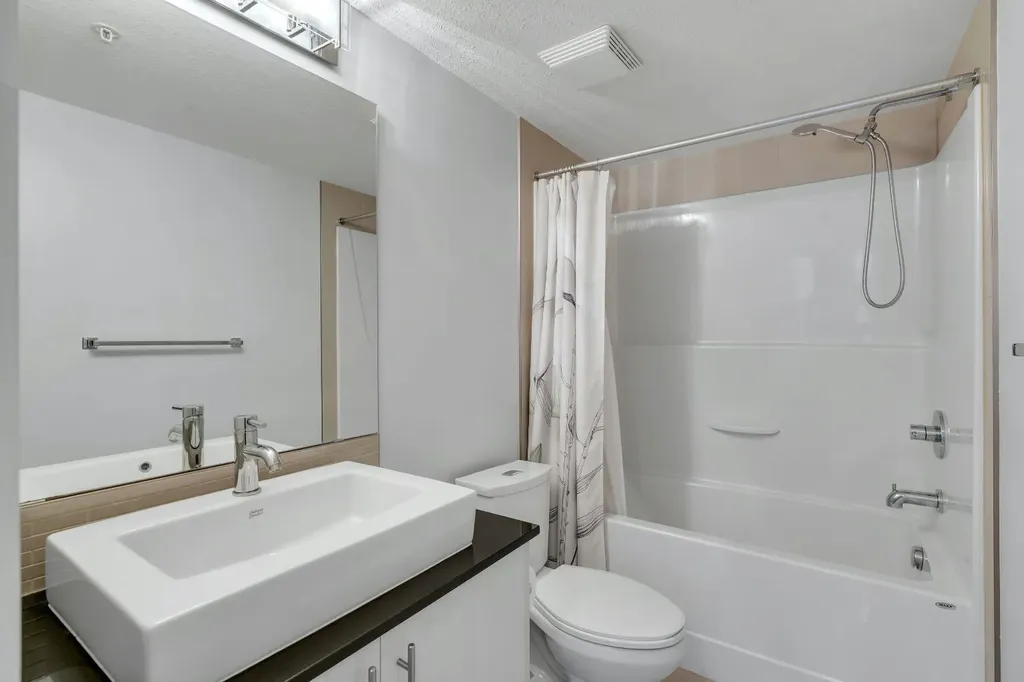 11 Mahogany Row SE Calgary AB T3M 2L6
