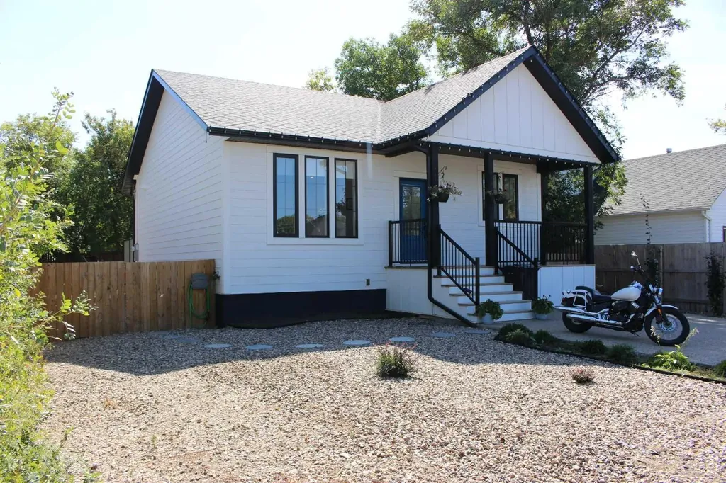 251 Crescent Avenue Picture Butte AB T0K 1V0