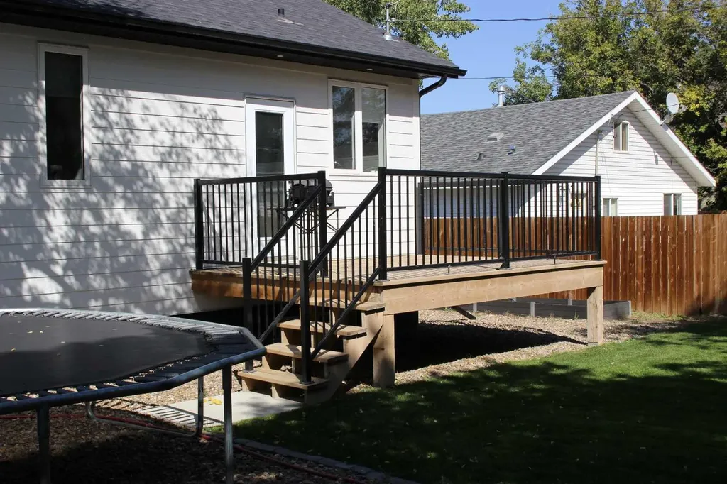 251 Crescent Avenue Picture Butte AB T0K 1V0