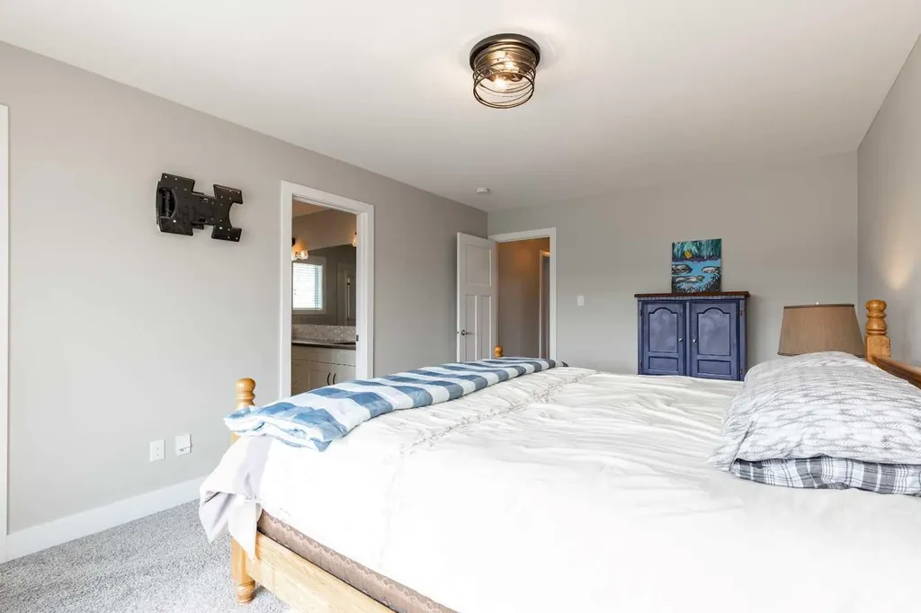 107 Westgate Drive Coaldale AB T1M 0E1