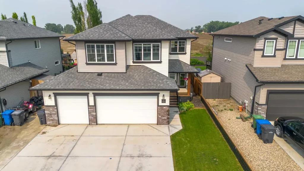 107 Westgate Drive Coaldale AB T1M 0E1