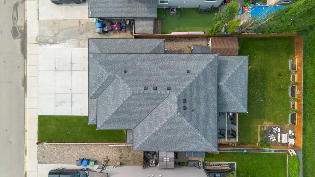 107 Westgate Drive Coaldale AB T1M 0E1
