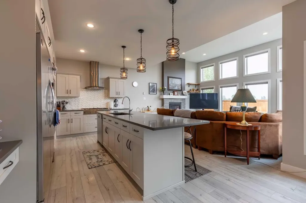 107 Westgate Drive Coaldale AB T1M 0E1