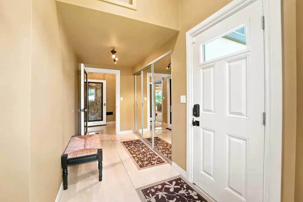 60 Brown Close Red Deer AB T4R 1K4