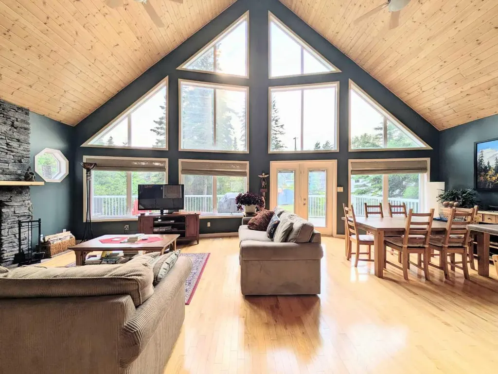 85 Pine Drive Marten Beach AB T0G2A0