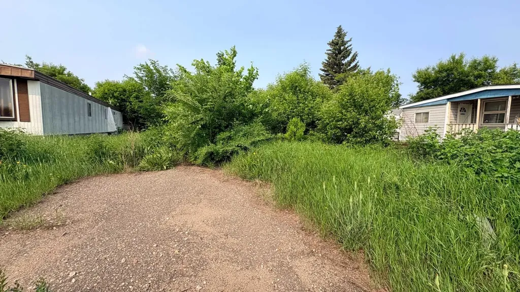 1534 15 Street Crescent Wainwright AB T9W 1K8