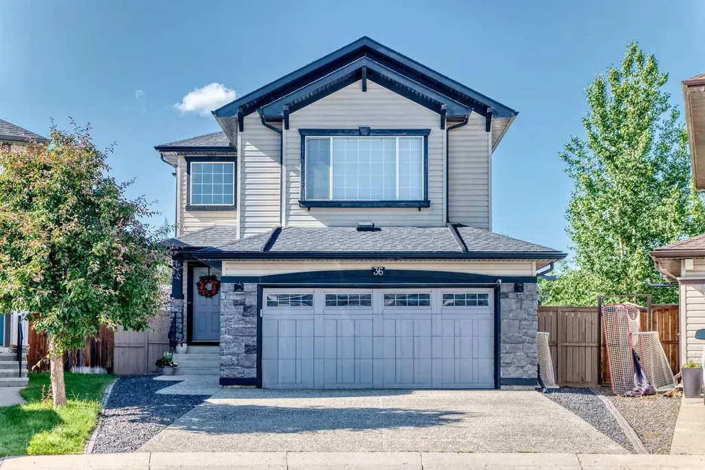 36 New Brighton Link SE Calgary AB T2Z 4J5