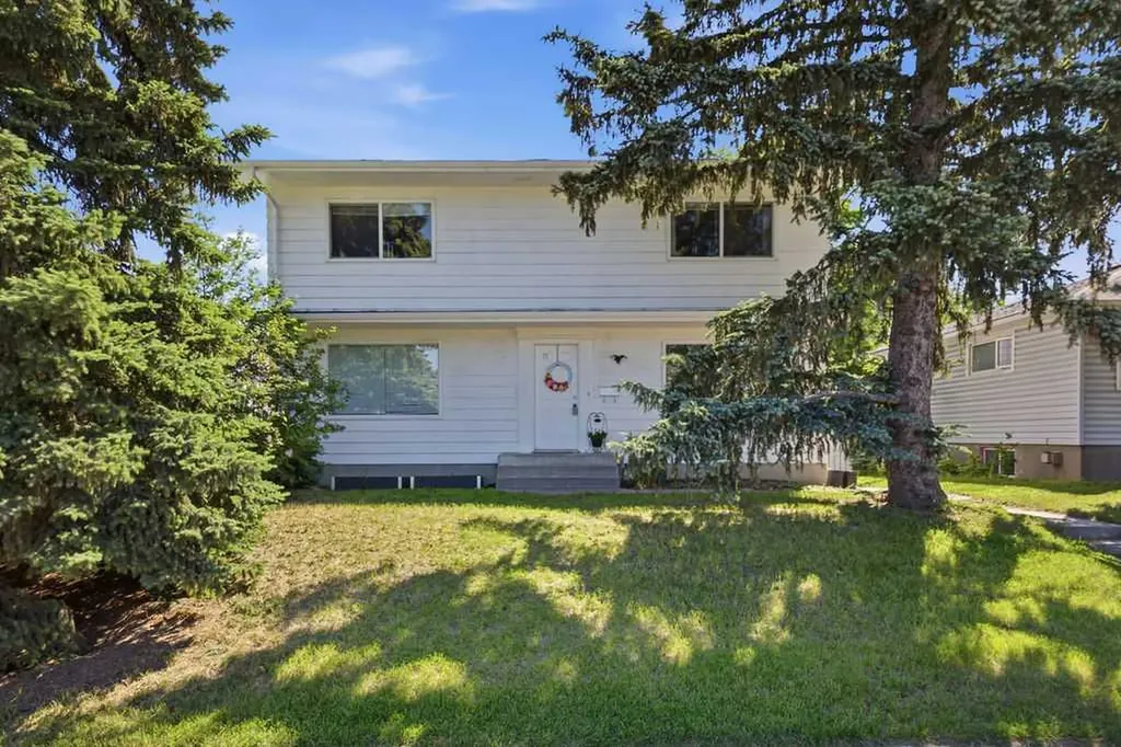 2812 19 Street NW Calgary AB T2M 3V8