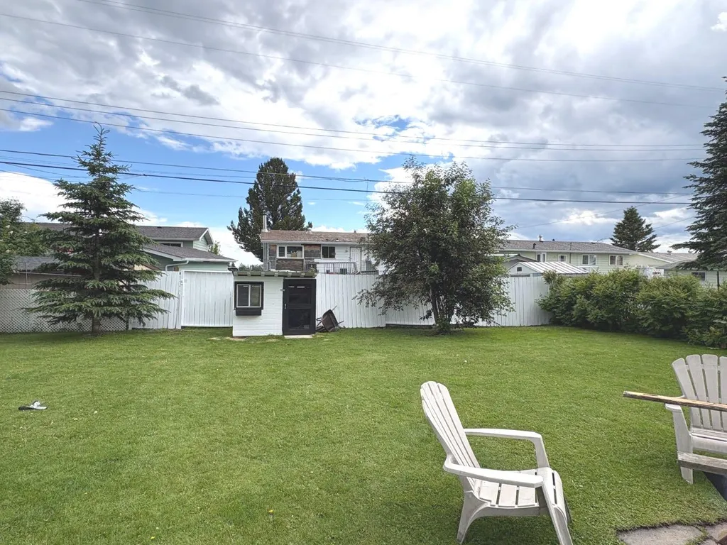 25 Centennial Crescent Swan Hills AB T0G2C0