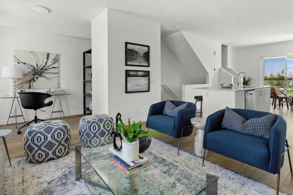 8562 19 Avenue SE Calgary AB T2A 0M8