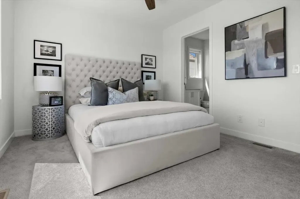 8562 19 Avenue SE Calgary AB T2A 0M8